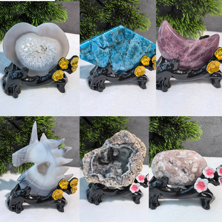Resin Plum Blossom Stand