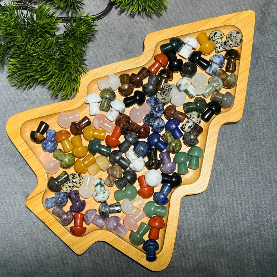 Natürliche Kristallpilzschnitzereien