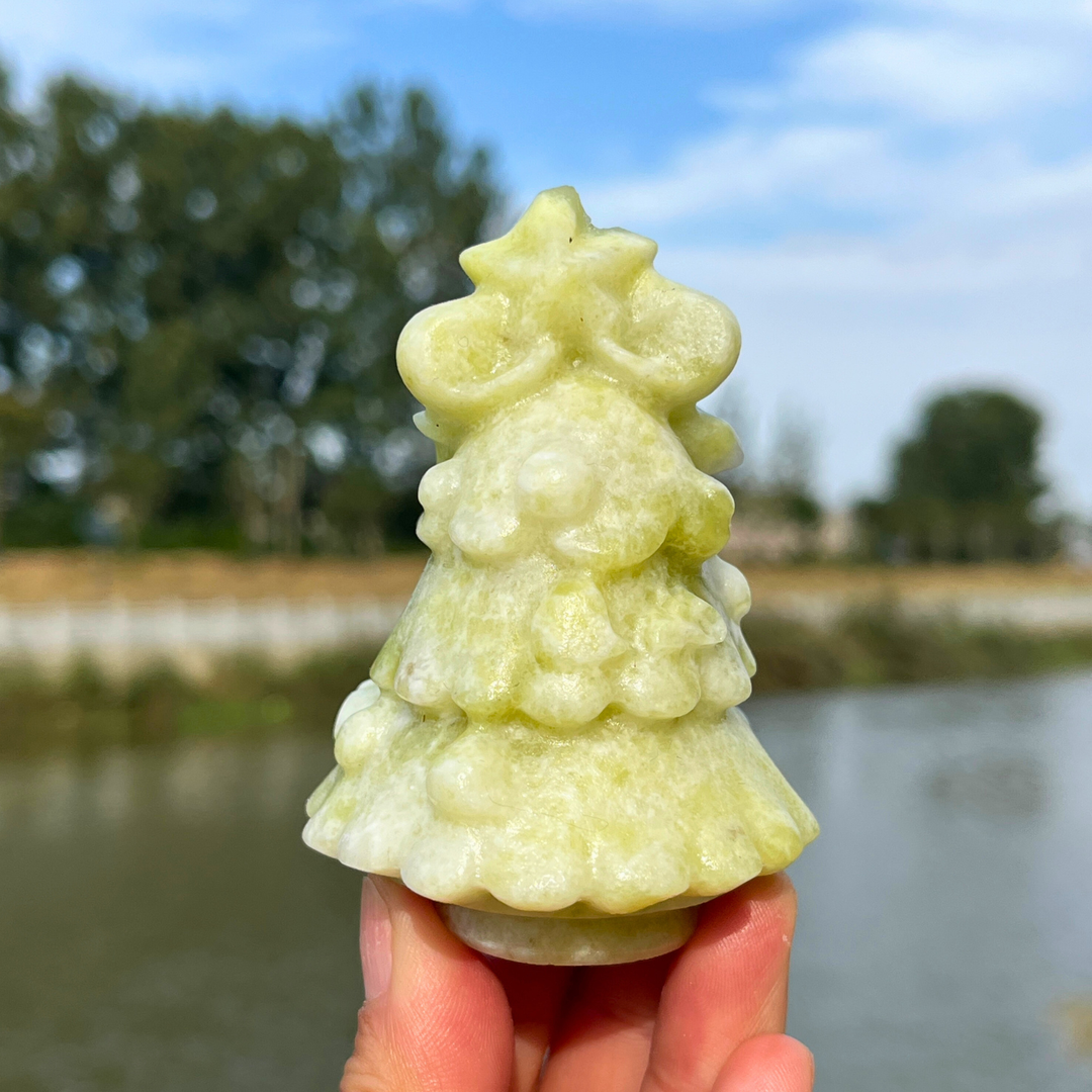 Natural Crystal Carving Christmas Tree