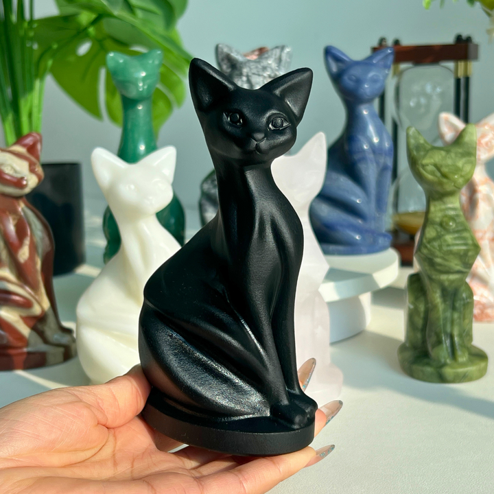 KIKI Exclusive Design Cat Carving