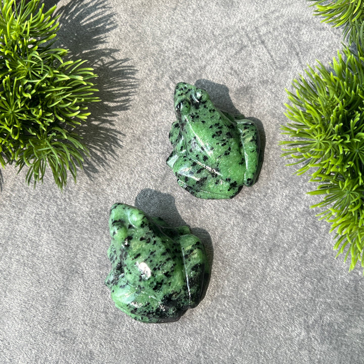 Ruby in Zoisite Frog