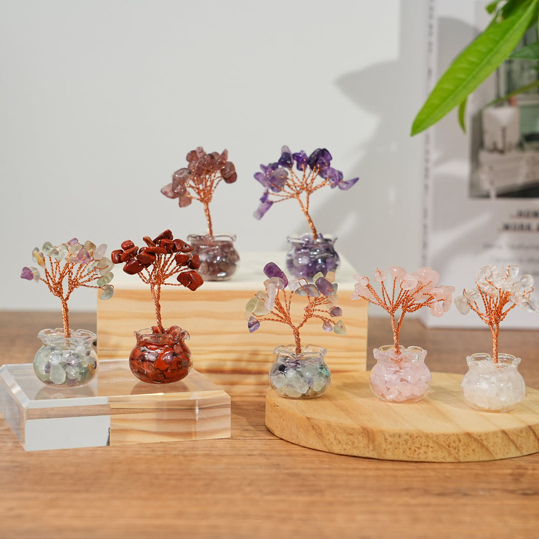 Kristallbaum mit Rohstein