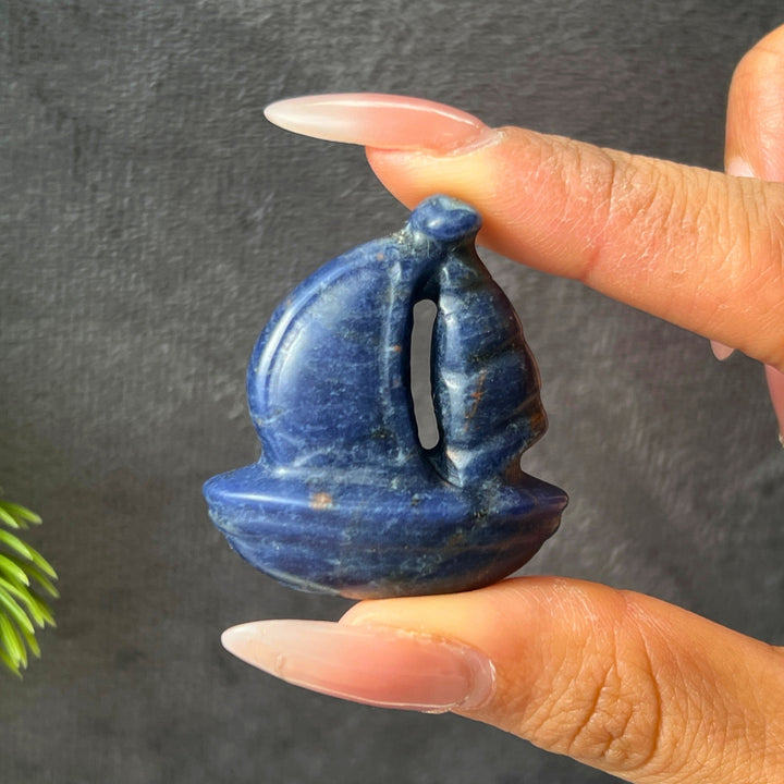 Mini Crystal Sailboat Carving