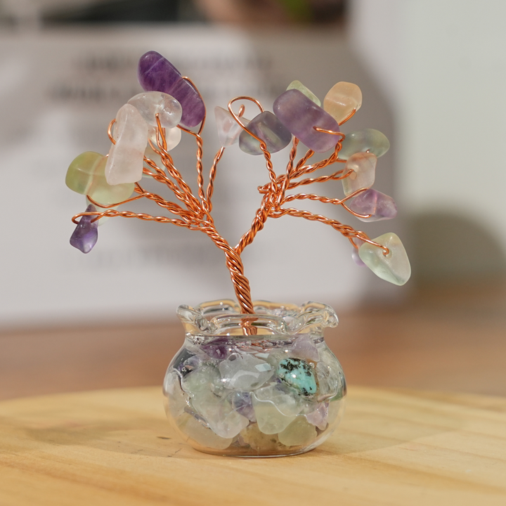 Kristallbaum mit Rohstein