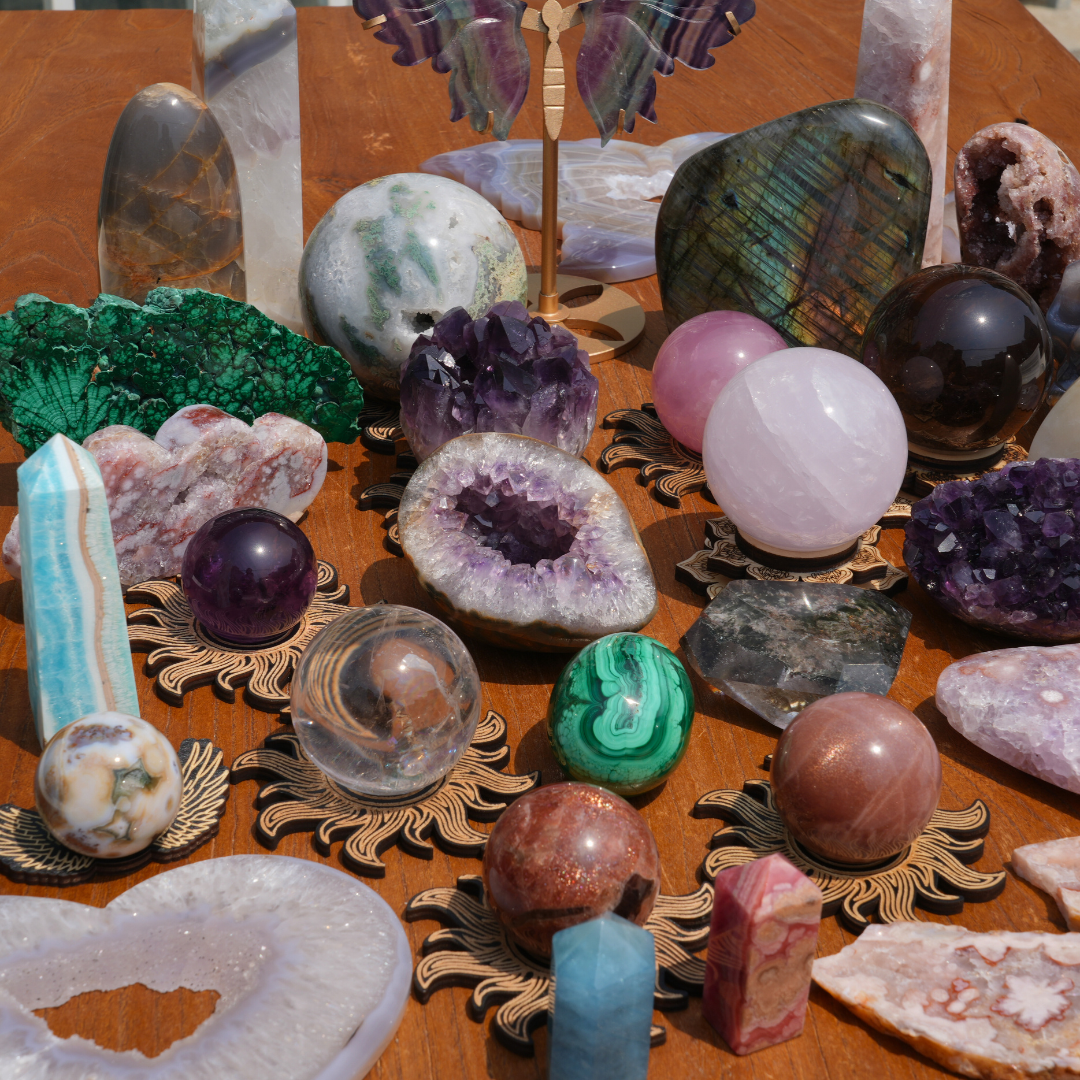 Premium Mystery Crystal Capsules – KiKi Crystal