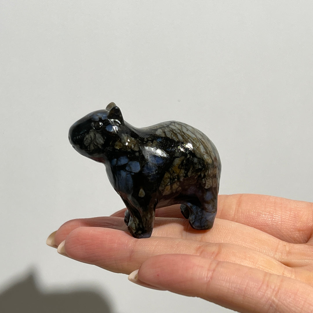 Capibara Carving - Que Sera Stone