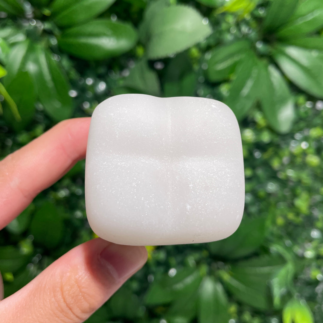 White Jade Teeth