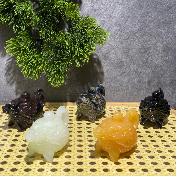 Sonne und Mond aus goldenem/silbernem Obsidian
