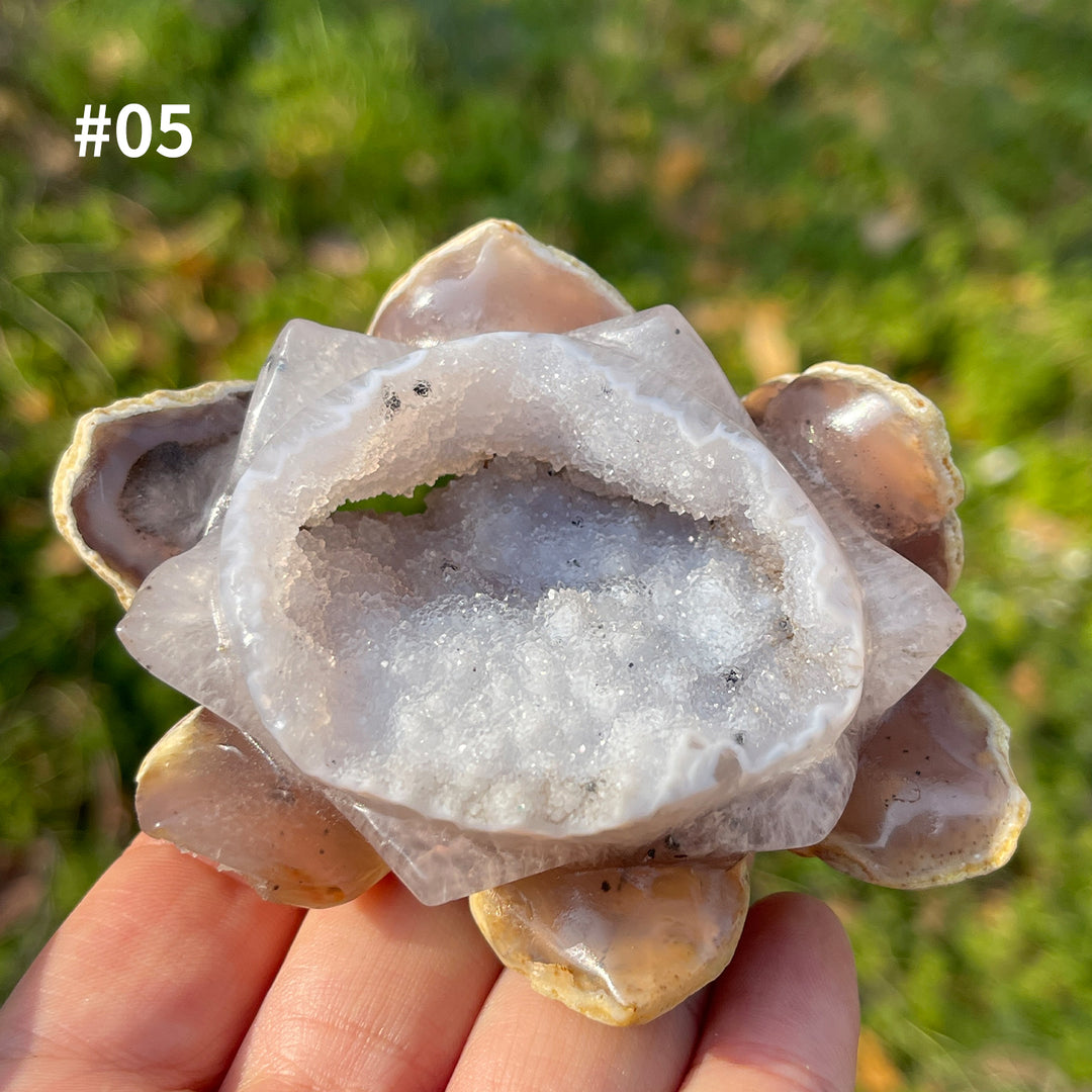 Unique,Natural Crystal Agate Geode Lotus