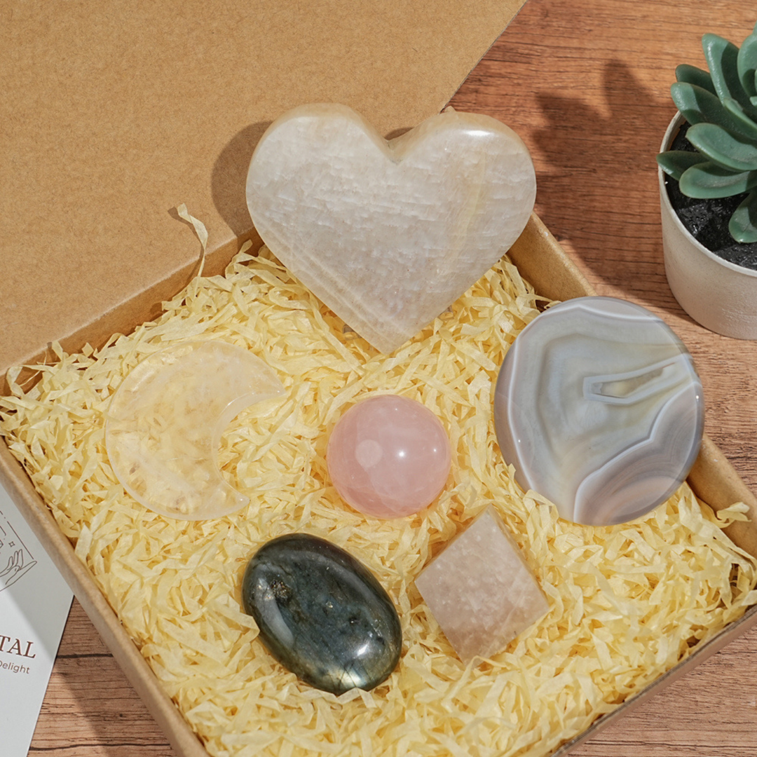 Self-Love & Chakra Healing Crystal Set– Abundance, Focus & Energy Protection