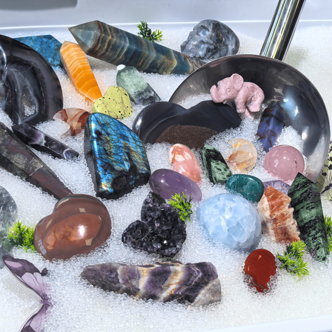 Ultimate Bargain Scoop – KiKi Crystal