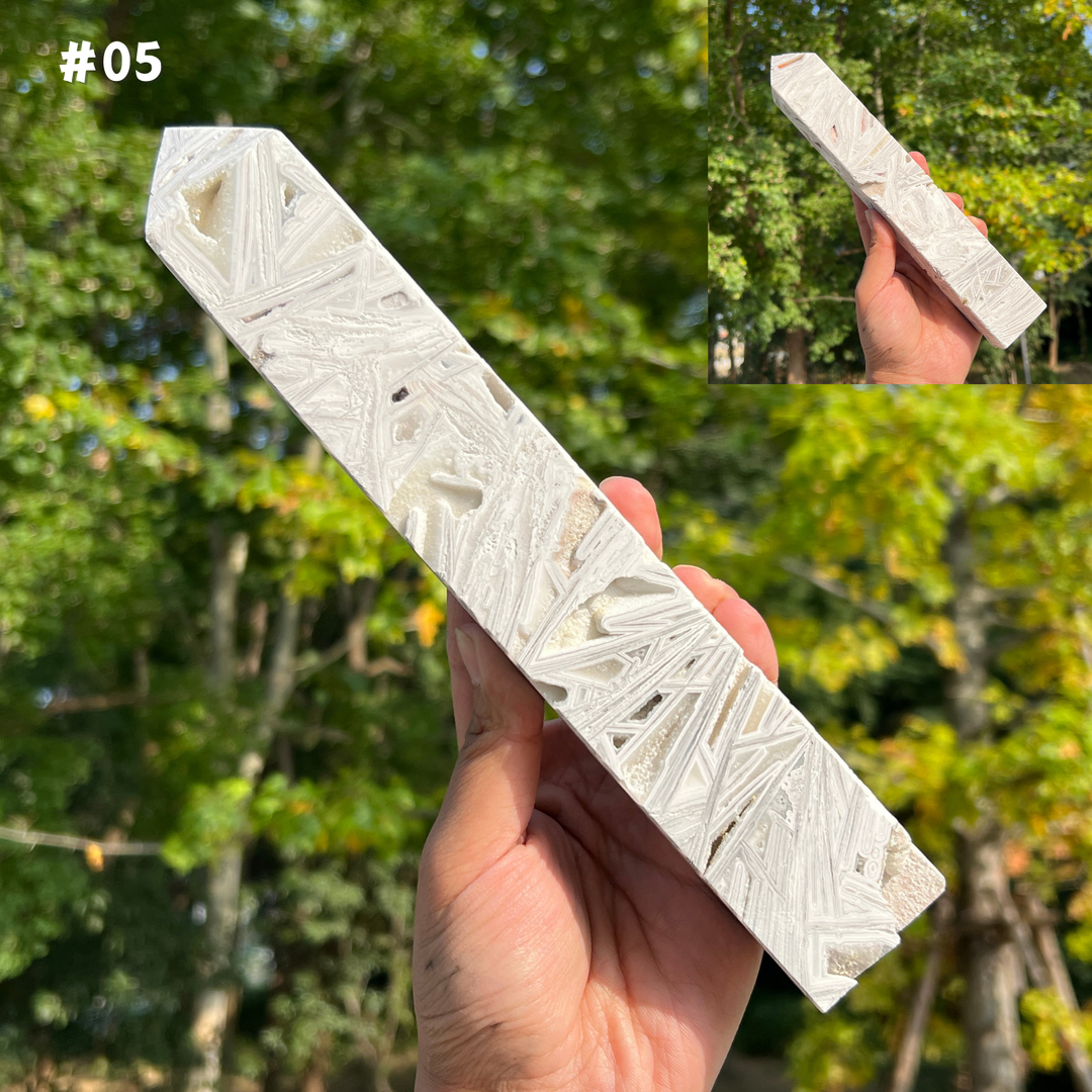 Unique, White Mexican Agate Tower