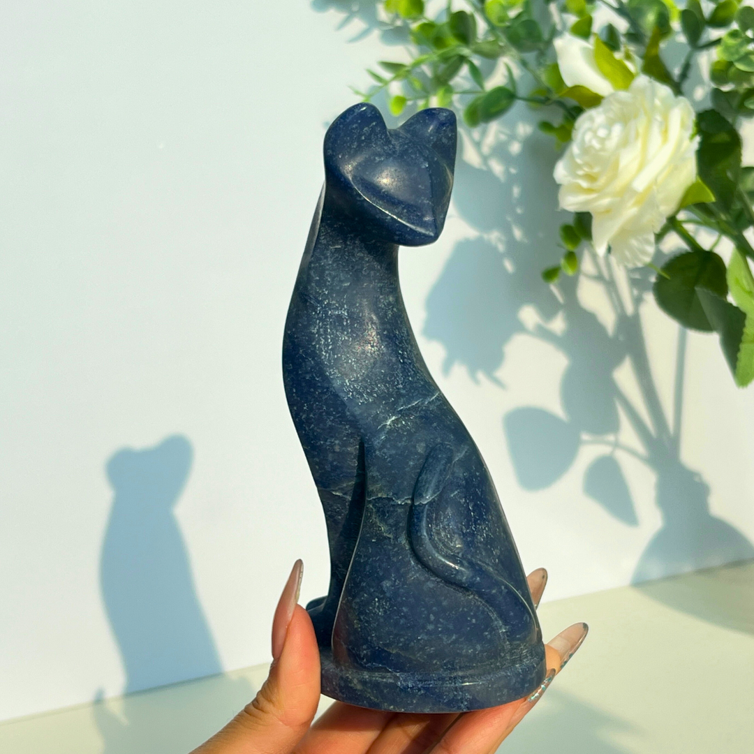KIKI Exclusive Design Cat Carving