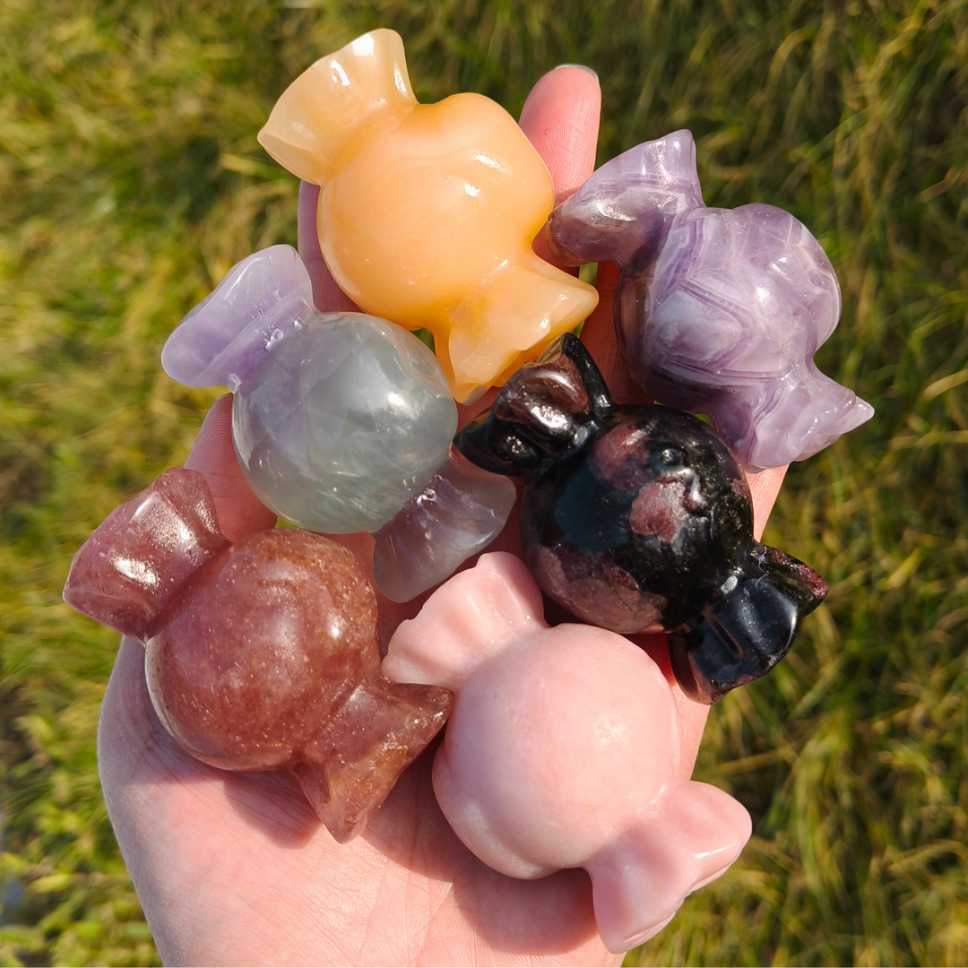 Natural Carved Crystal Heart Shaped Candies