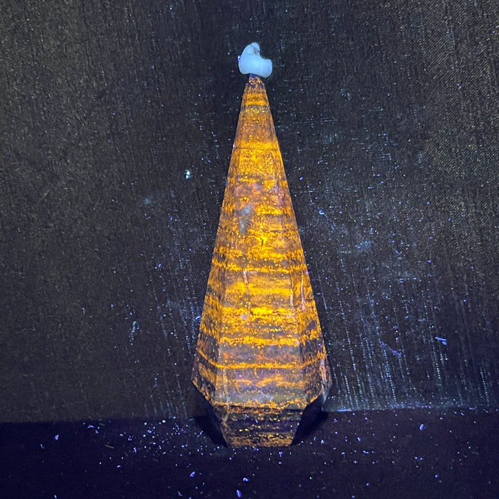 Unique,Natural Lapis Lazuli Diamond Tower