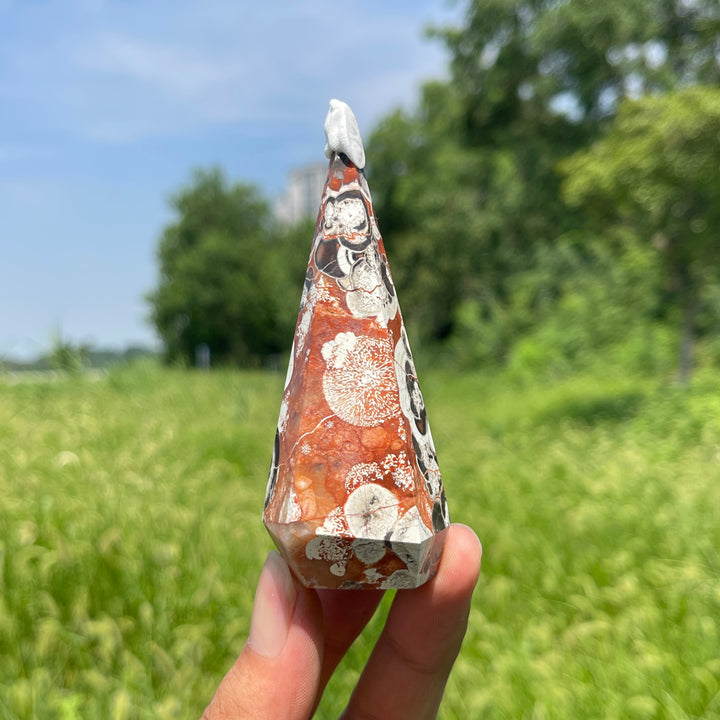 Unique,A Slightly Imperfect Natural Crystal Money Agate Diamond Tower