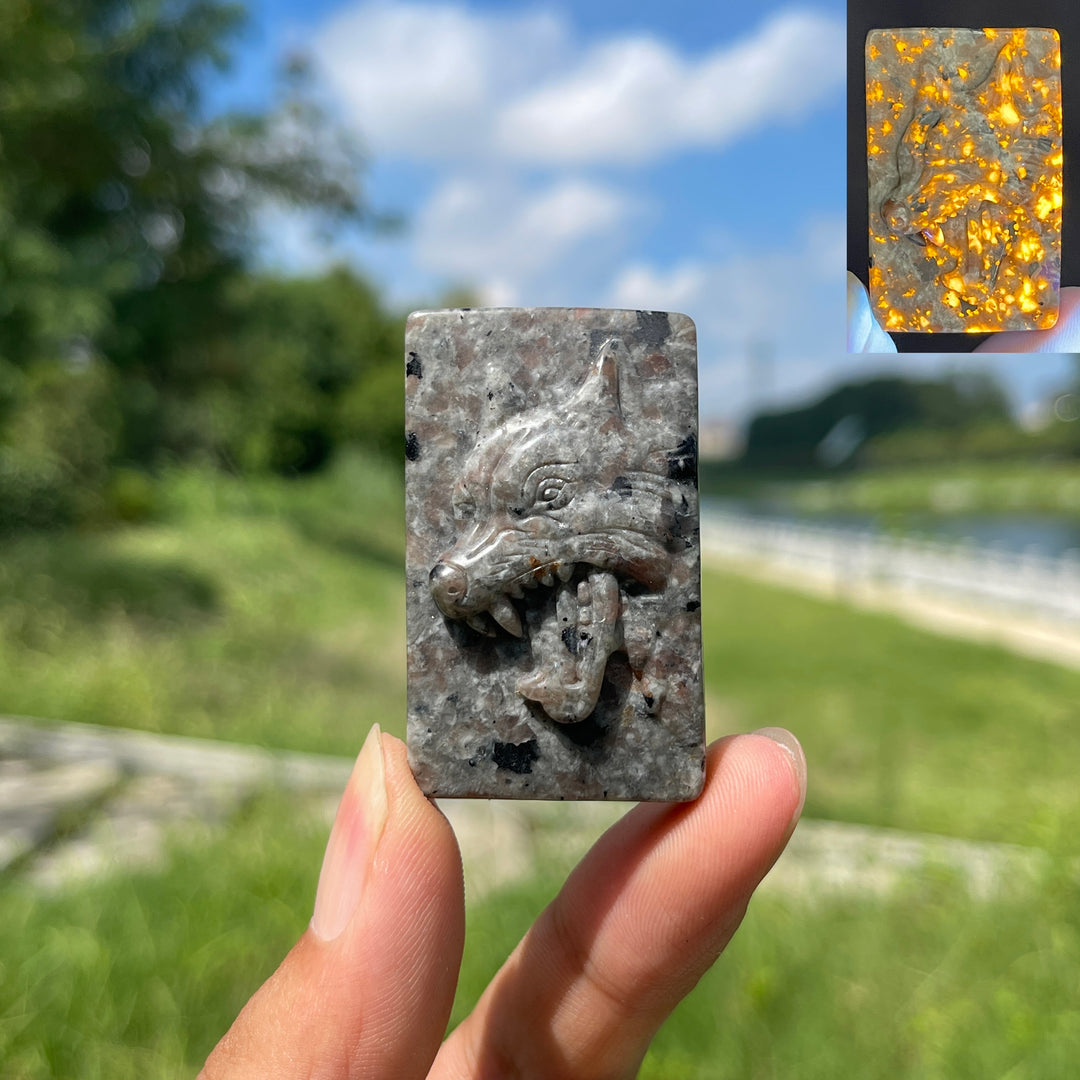 Natural Crystal Carving Yooperlite Wolf Head