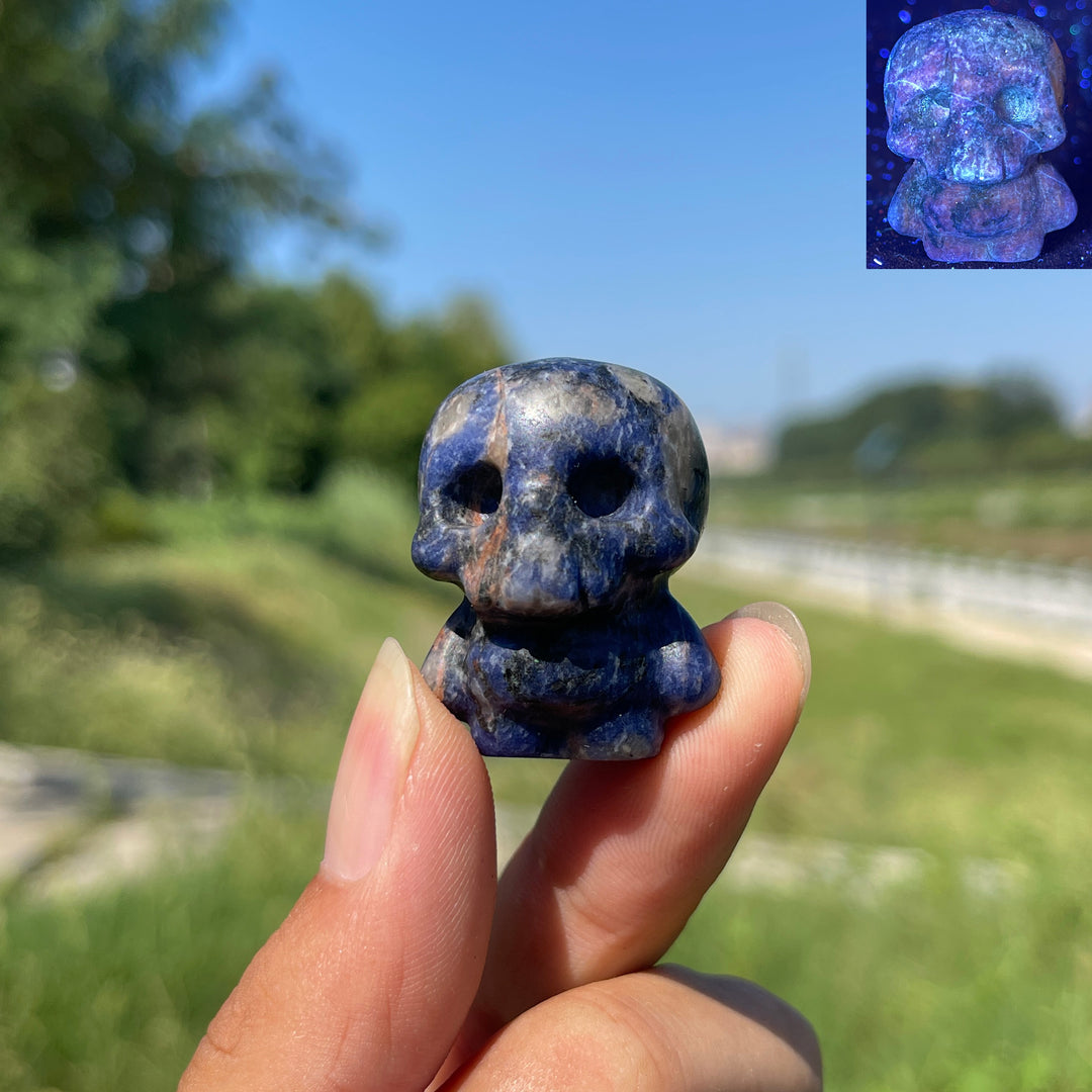 Natural Crystal Mini Skull Character
