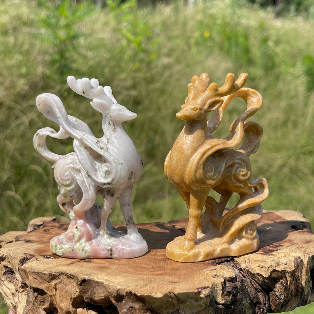 Natural Crystal Divine Deer Carving