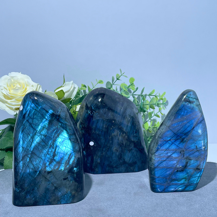 Unique,Labradorite Freeform