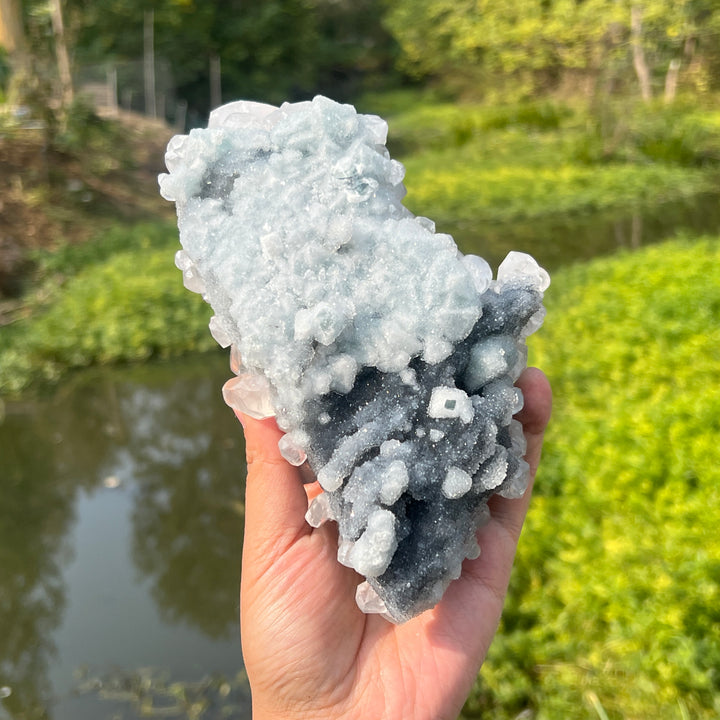 Calcite on Quartz