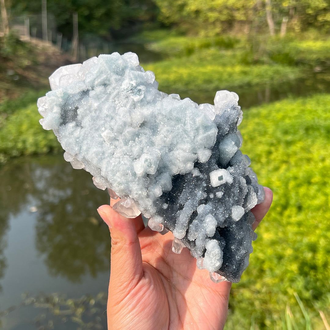 Calcite on Quartz