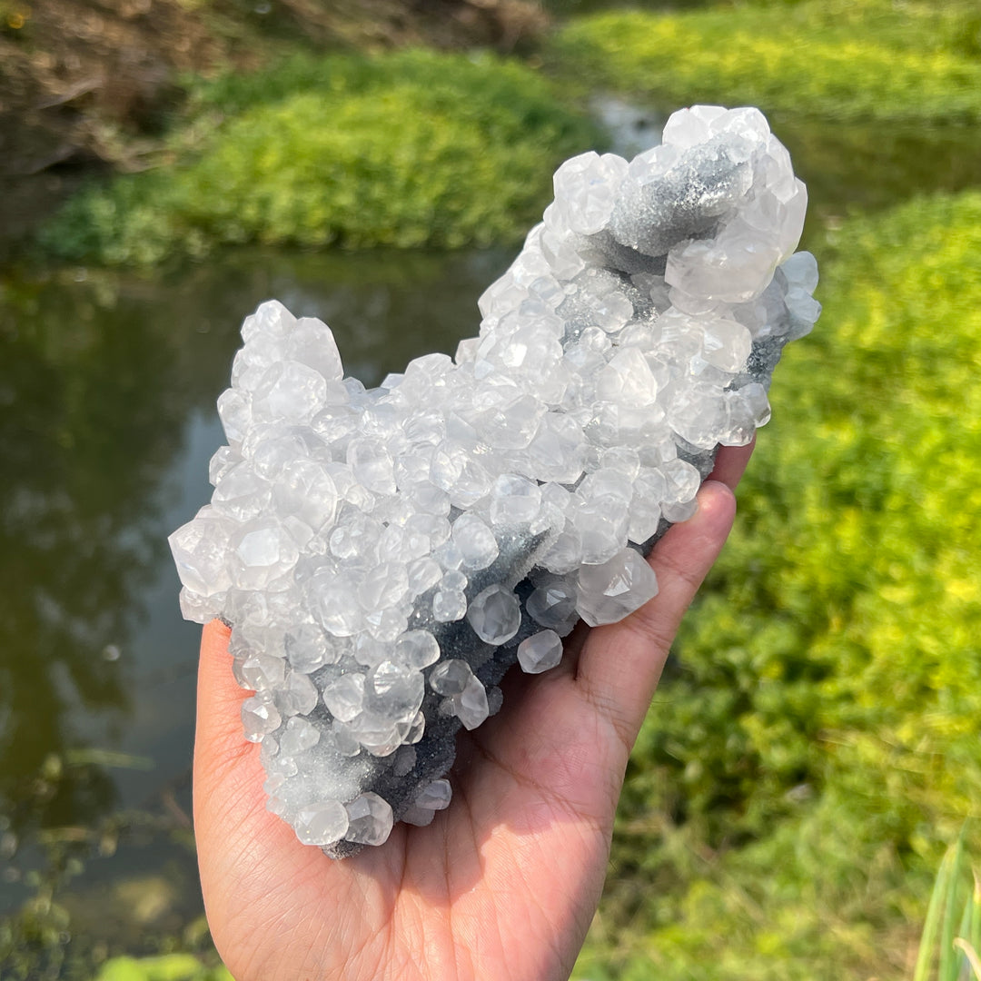 Calcite on Quartz