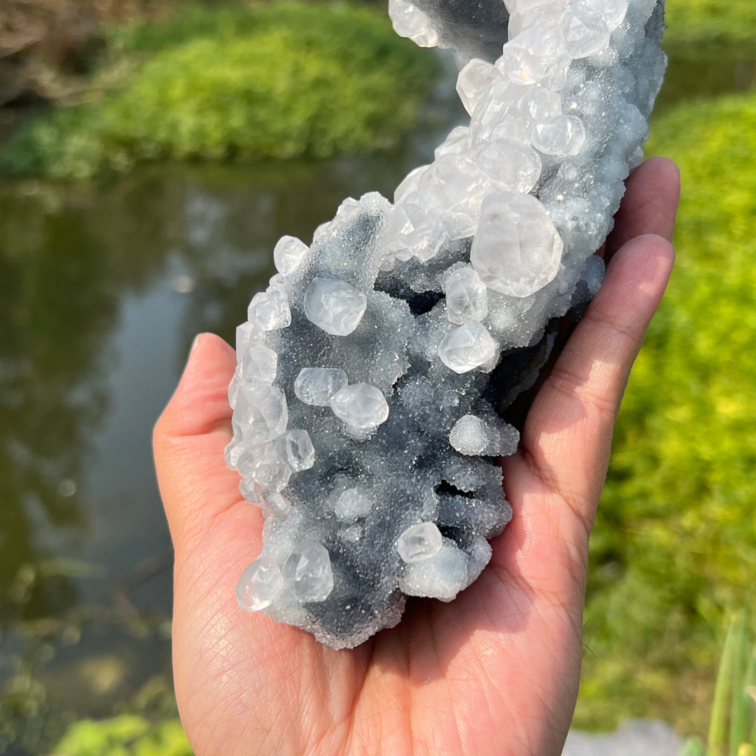 Calcite on Quartz