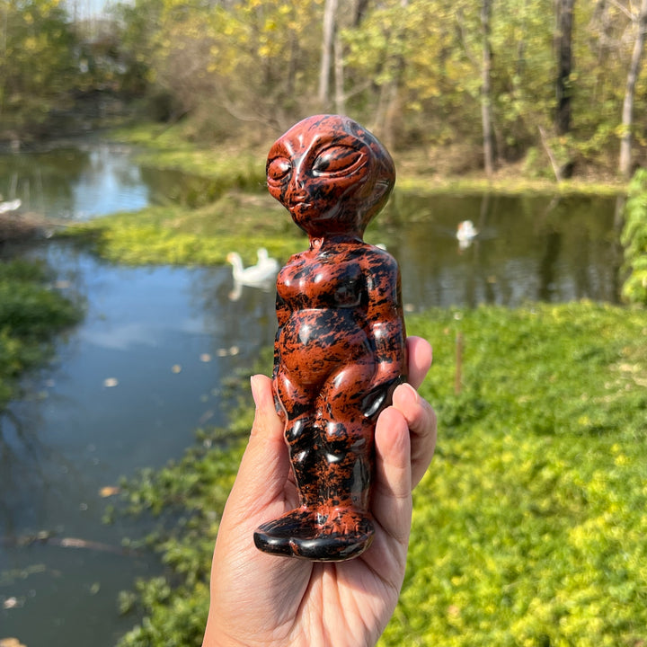 Mahogany Obsidian Alien Carving