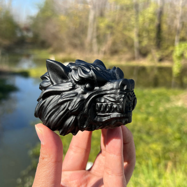 Obsidian Wolf Skull