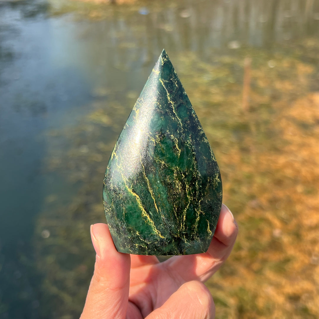 Fuchsite In Quartze Waterdrop