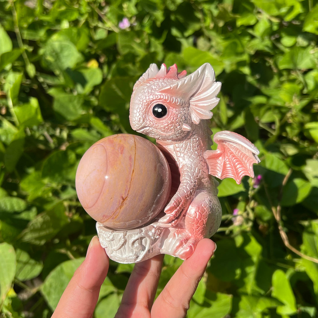 Resin Dragon Baby Sphere Holder