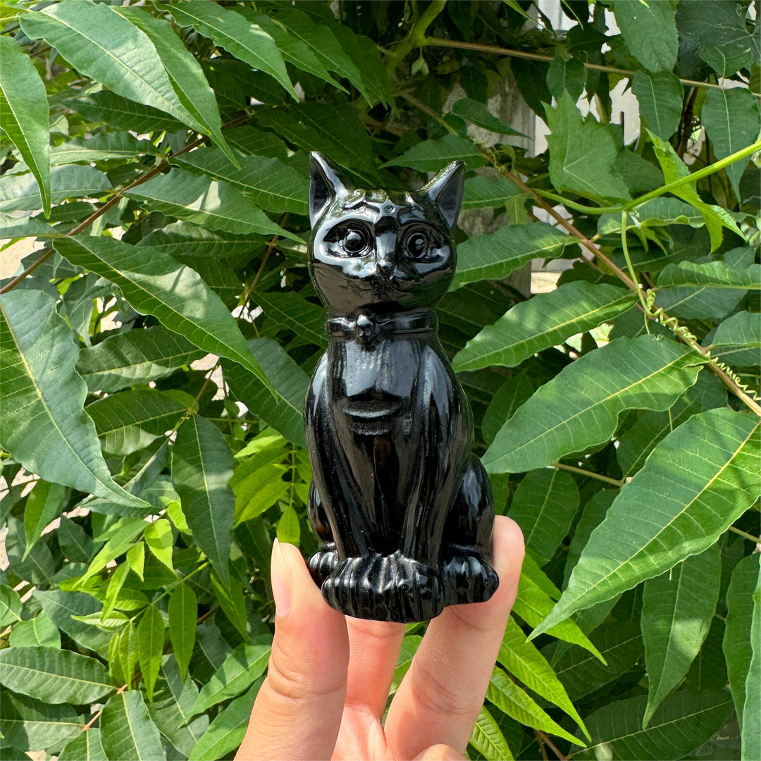 Sculpture de chat en obsidienne