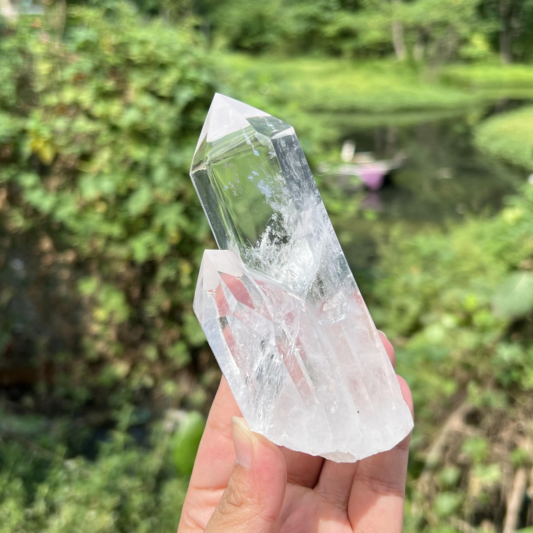 Clear Quartz Point Root