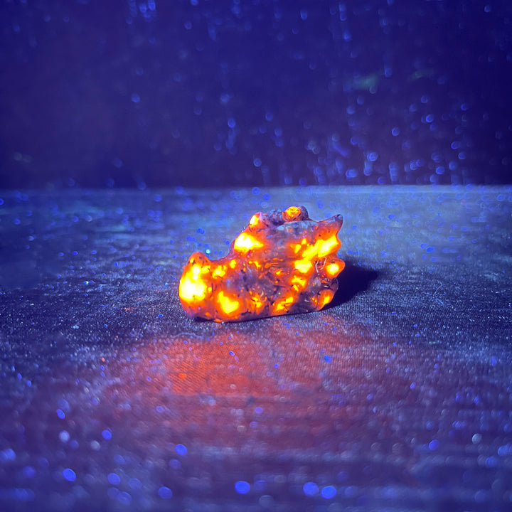 Natural Crystal Carving Mini Dragon Skull