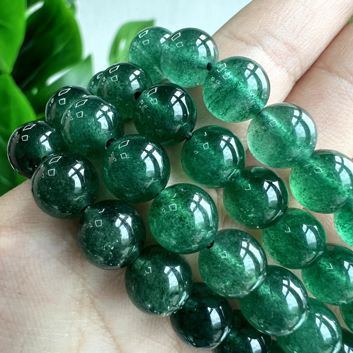 Deep Green Strawberry Quartz Bracelet, 8.5mm