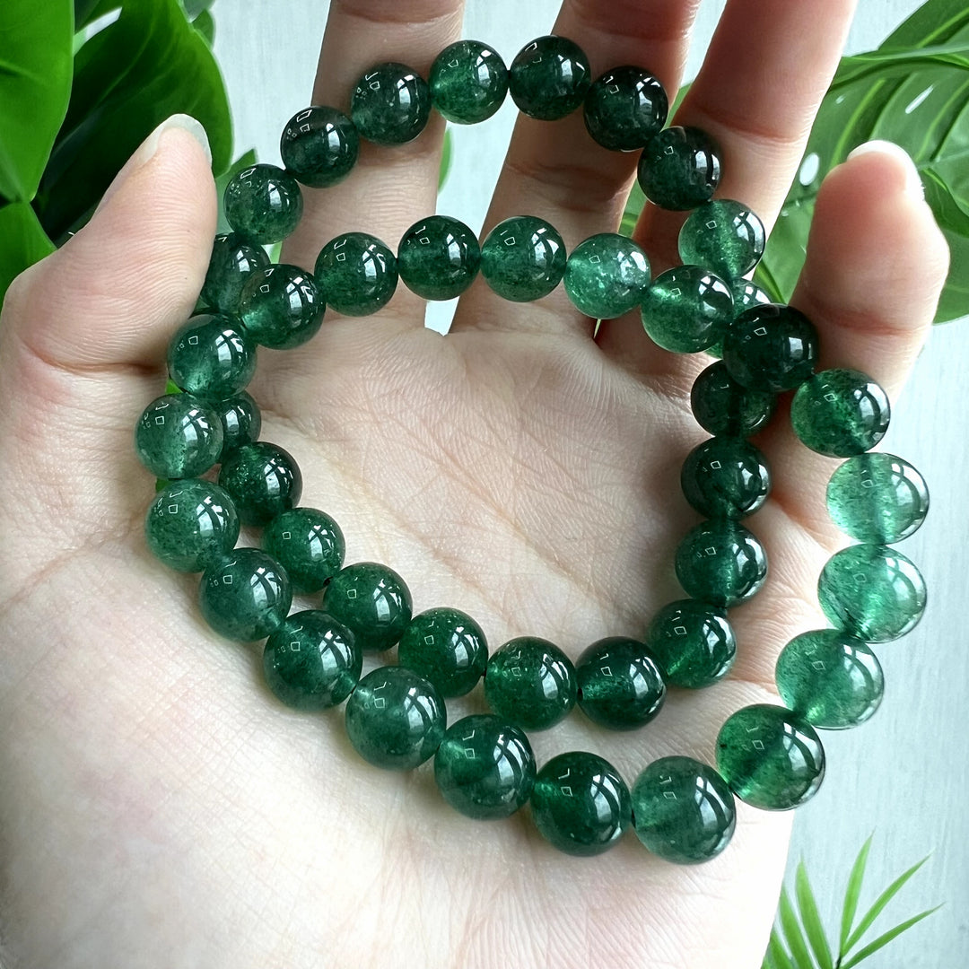 Deep Green Strawberry Quartz Bracelet, 8.5mm