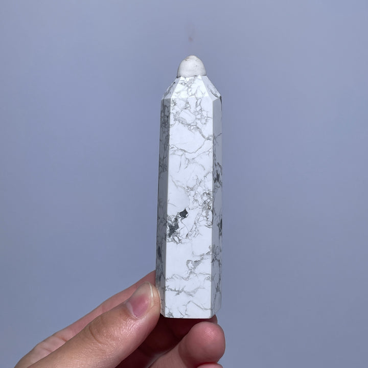 Howlite Point