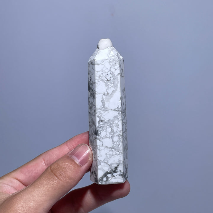 Howlite Point