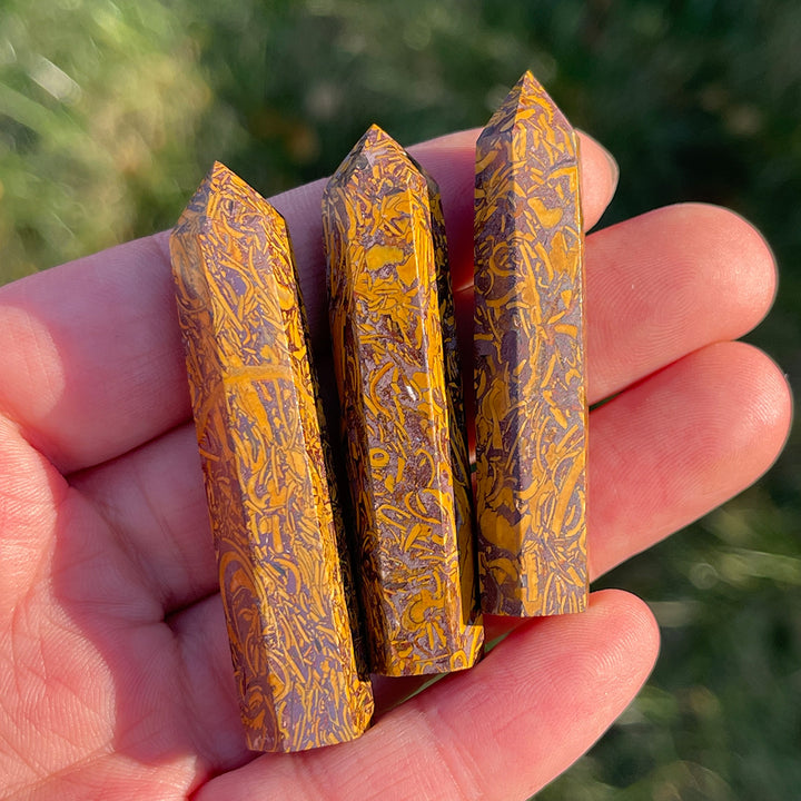 Natural Crystal Carving Mini Point