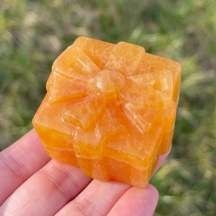 Crystal Christmas Gift Box Carving