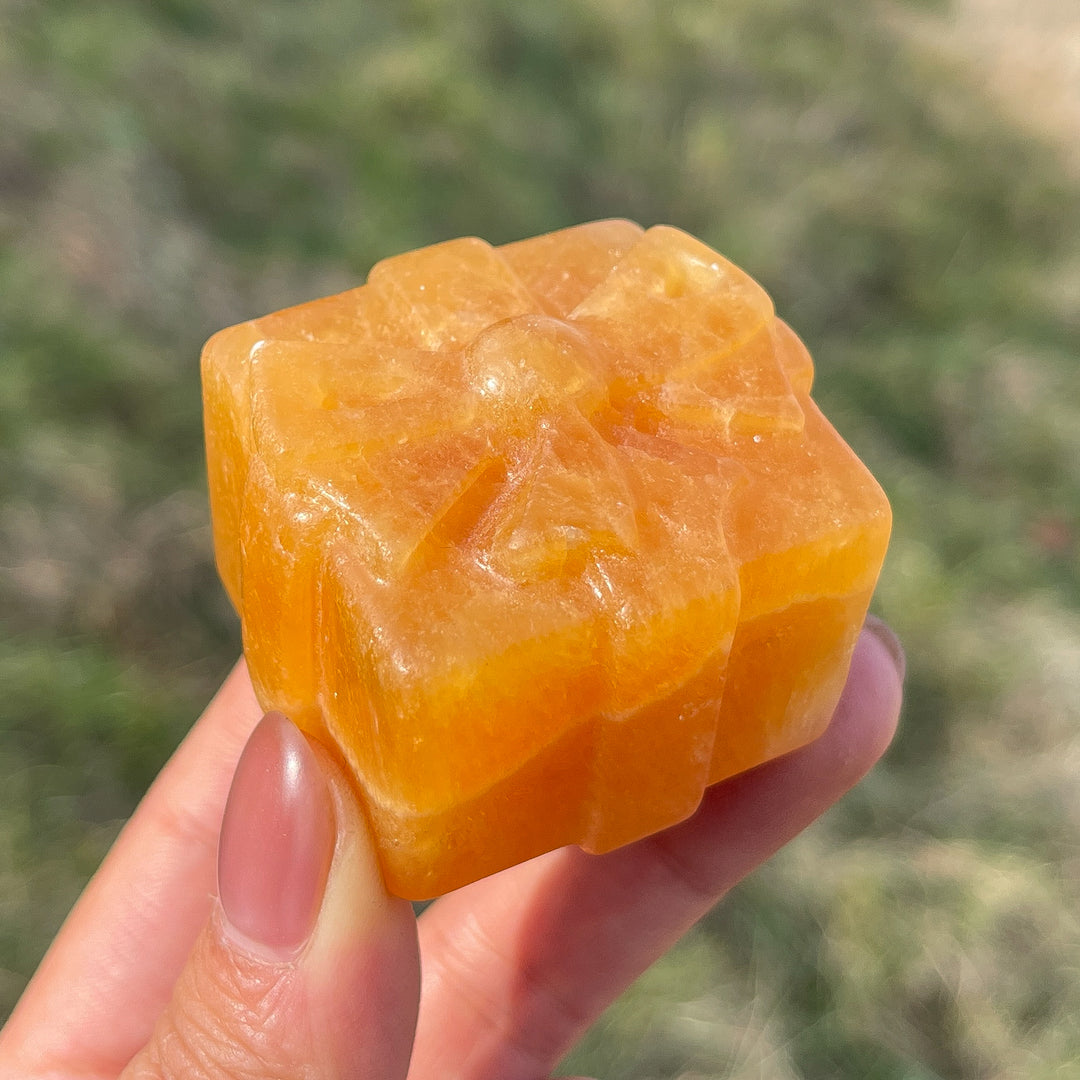 Crystal Christmas Gift Box Carving