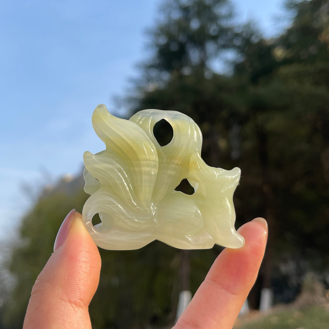 Natural Crystal Carving Nine-Tailed Fox