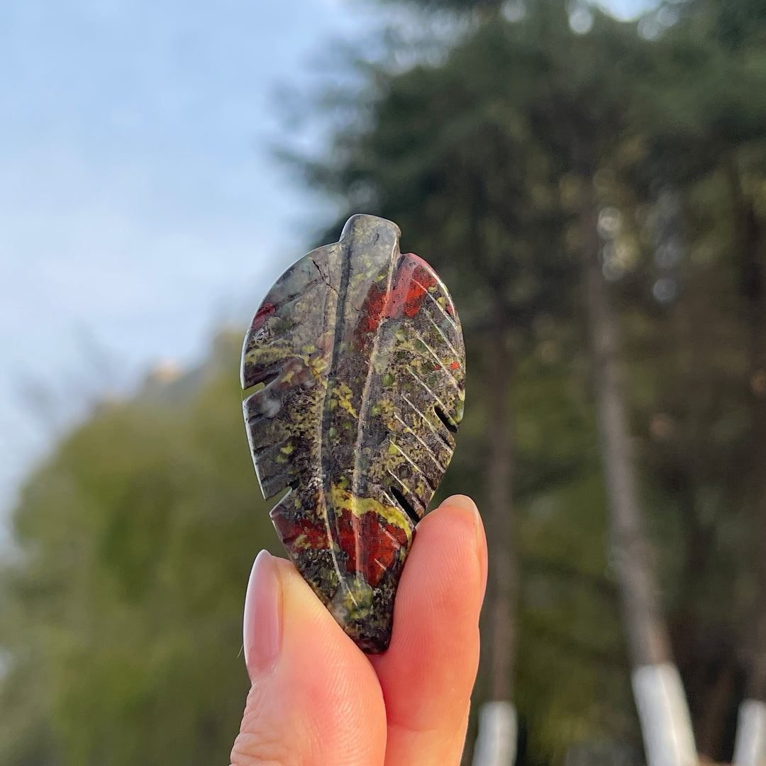 Natural Crystal Carving Leaf