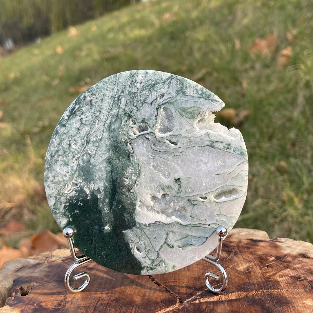 Natural Crystal Round Slab