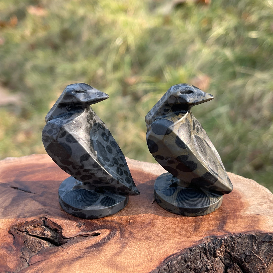 Natural Carving Art Crow Figurine