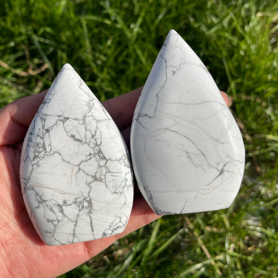 Natural Howlite Teardrop