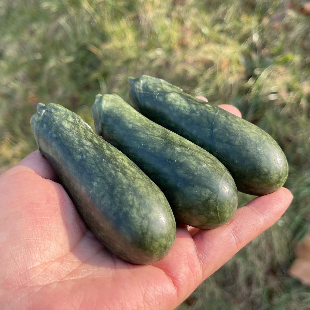 Natural Crystal Carving Serpentine Eggplant