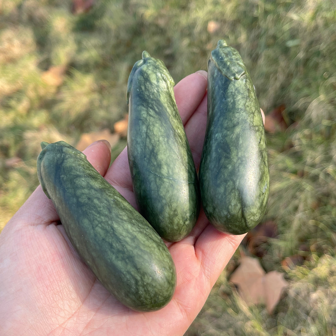 Natural Crystal Carving Serpentine Eggplant
