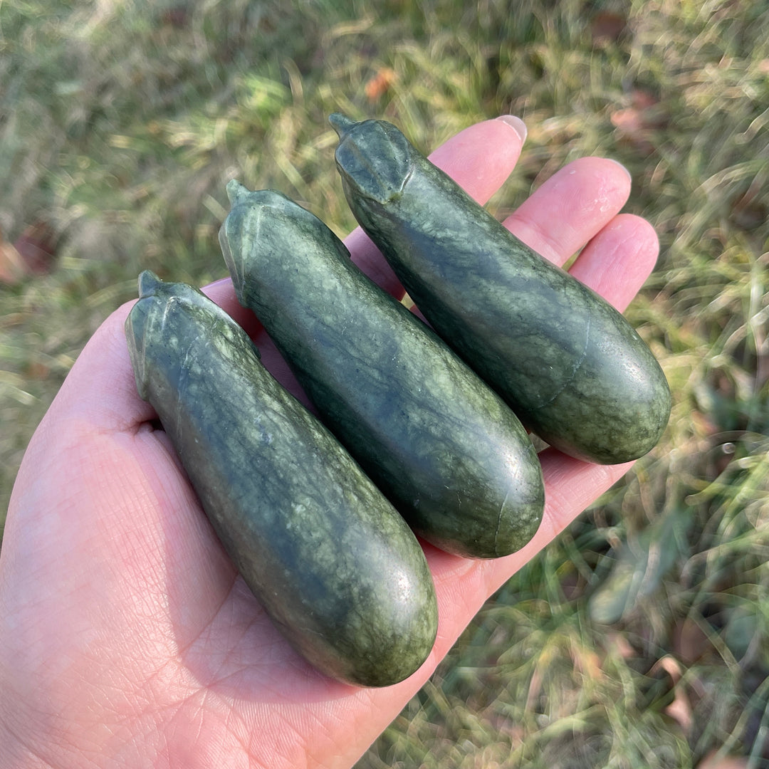 Natural Crystal Carving Serpentine Eggplant